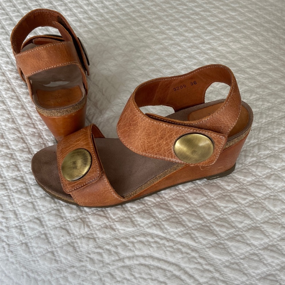 Taos Portuguese Leather Sandals